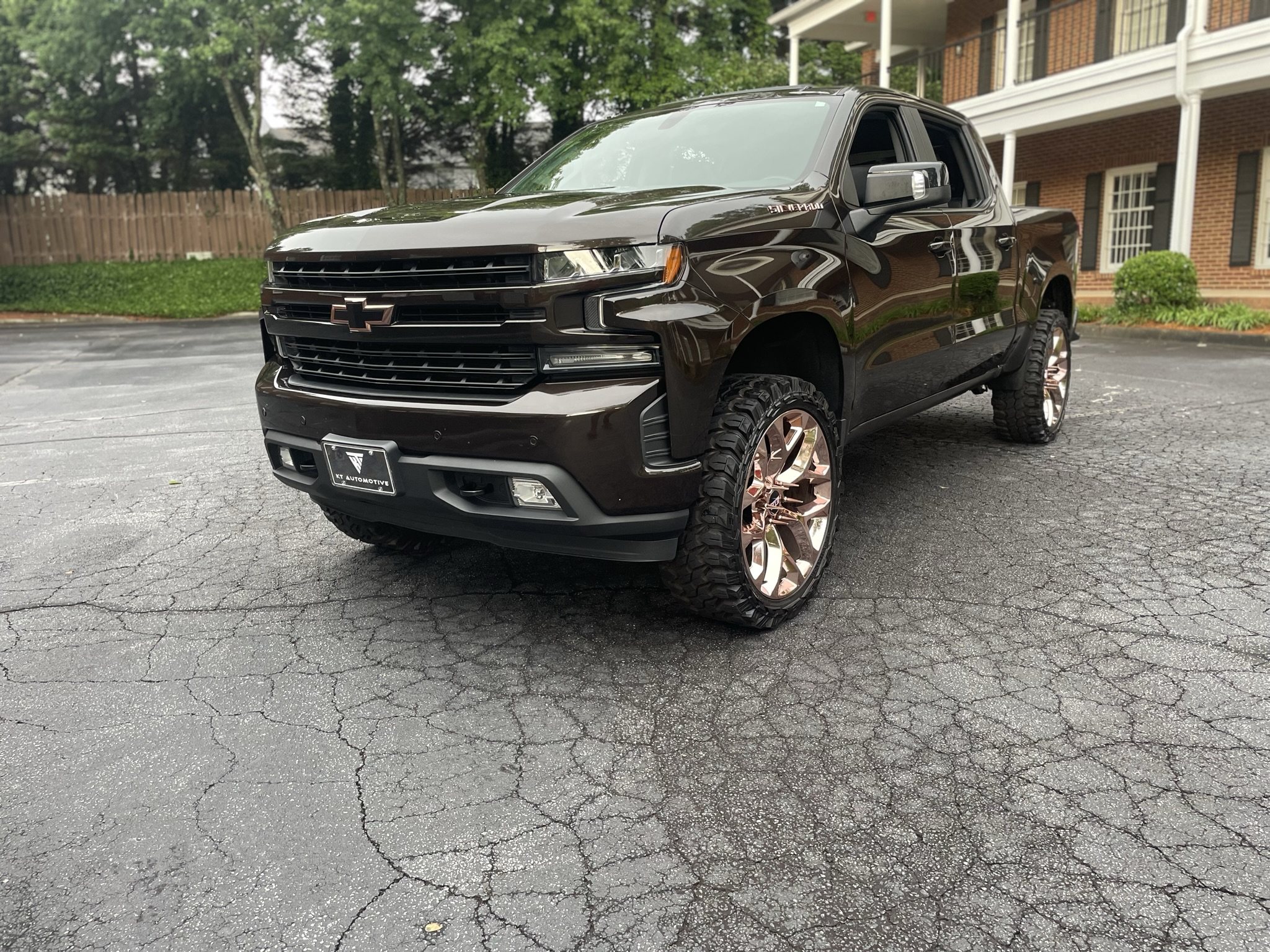 Rosey Silverado