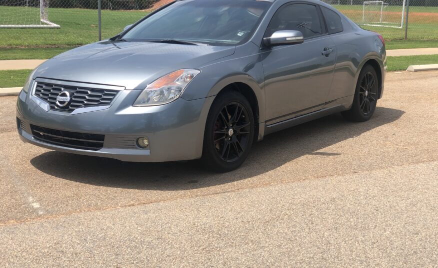 Nissan Altima Coupe 2008