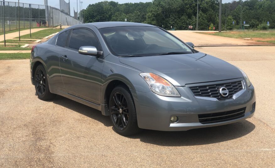 Nissan Altima Coupe 2008