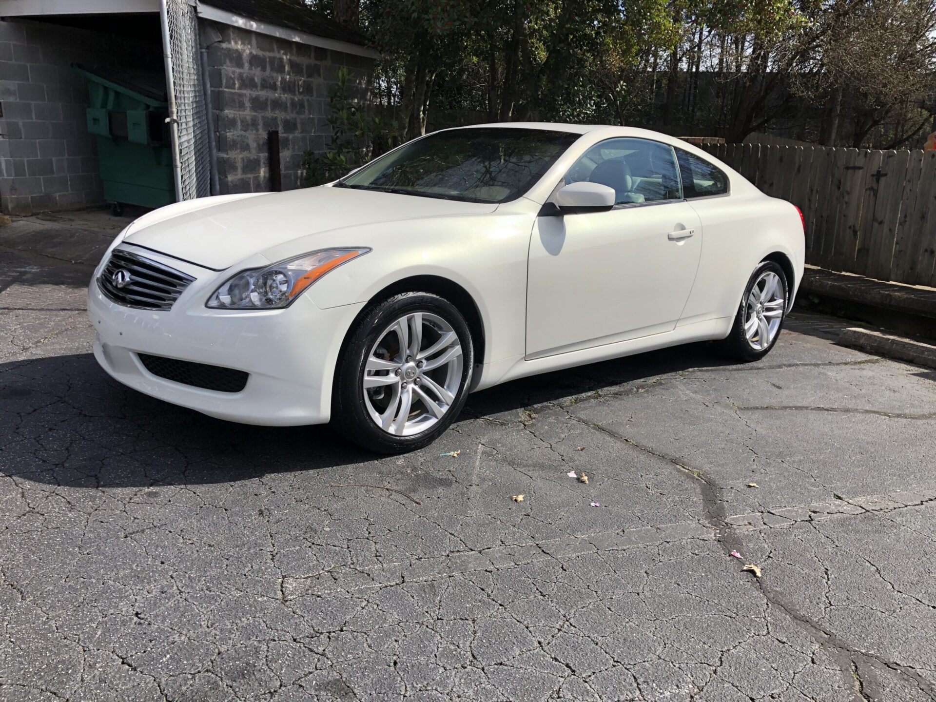 Infiniti G37 2010