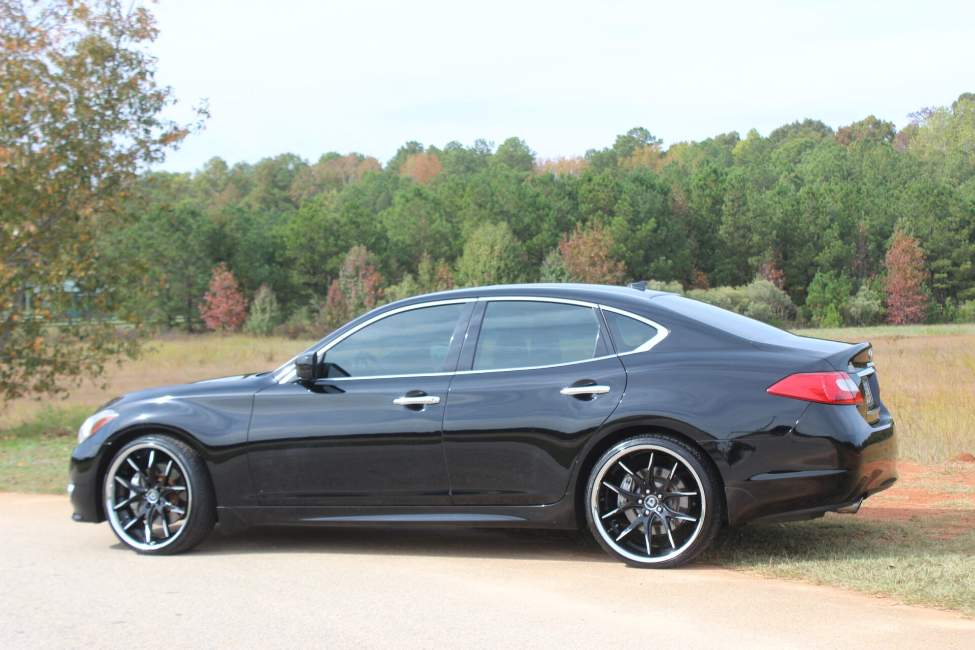 Infiniti M56S 2013