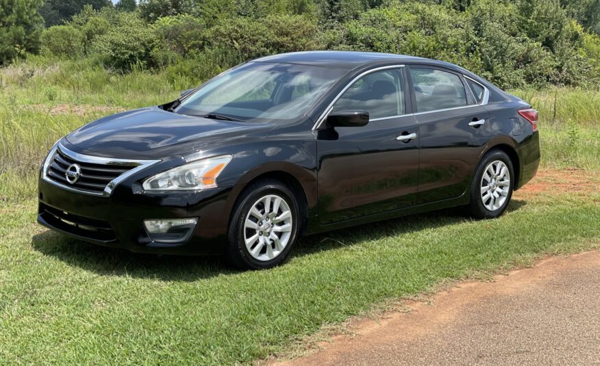 Nissan Altima S 2013